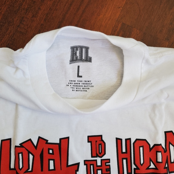 Everyone Isn't Loyal T-Shirt - Picture 2 of 4